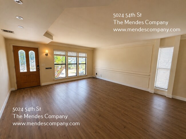 5024 54th St San Diego, CA 92115 photo 2