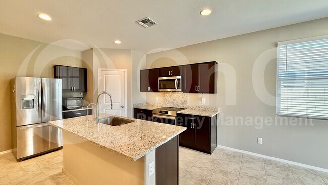 1172 W Paradise Wy Casa Grande, AZ 85122 photo 2
