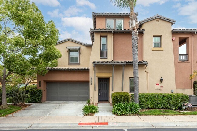 2742 Matera Ln San Diego, CA 92108