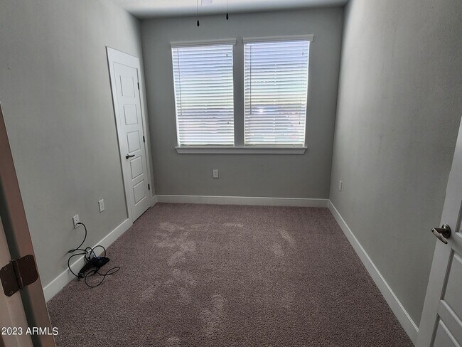 15510 N La Cometa Ave Surprise, AZ 85374 photo 3