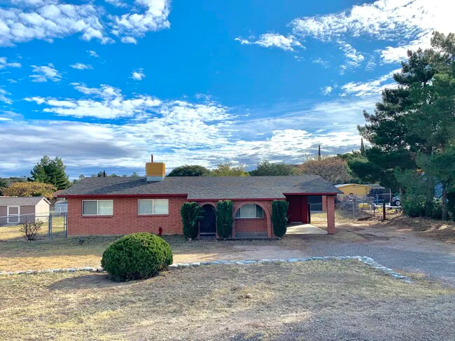925 N Evergreen Dr Oracle, AZ 85623 photo 2