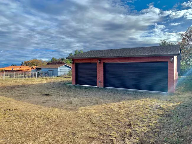 925 N Evergreen Dr Oracle, AZ 85623 photo 3
