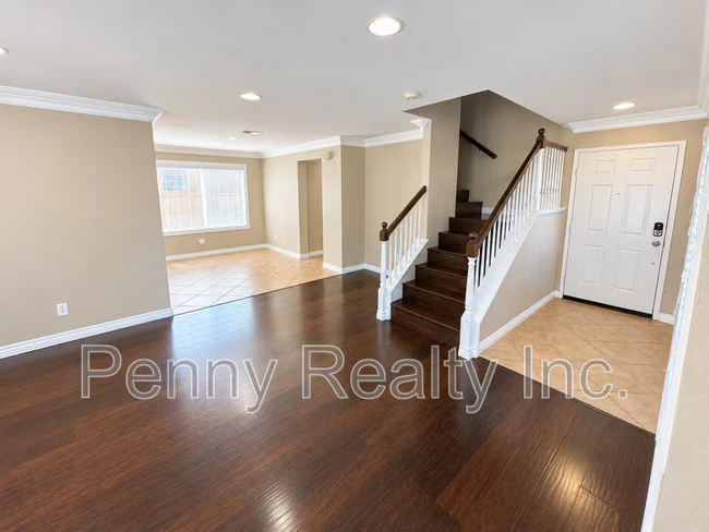 826 Caminito Alicia Chula Vista, CA 91911 photo 4