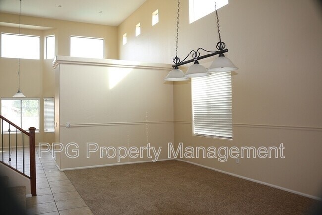 15010 W Poinsettia Dr Surprise, AZ 85379 photo 2