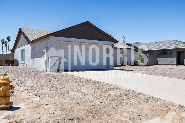 10493 W Arivaca Dr Arizona City, AZ 85123 photo 3