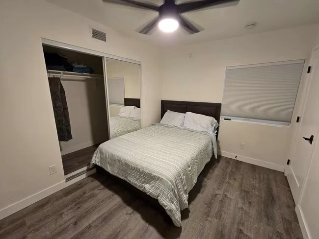 4082 Sequoia St San Diego, CA 92109 photo 4