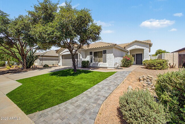 10202 E Juanita Ave Mesa, AZ 85209 photo 3