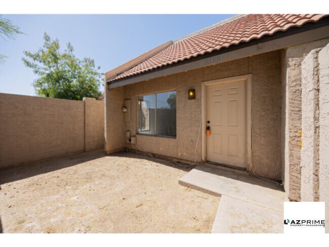 7314 N 43rd Ave Glendale, AZ 85301 photo 2