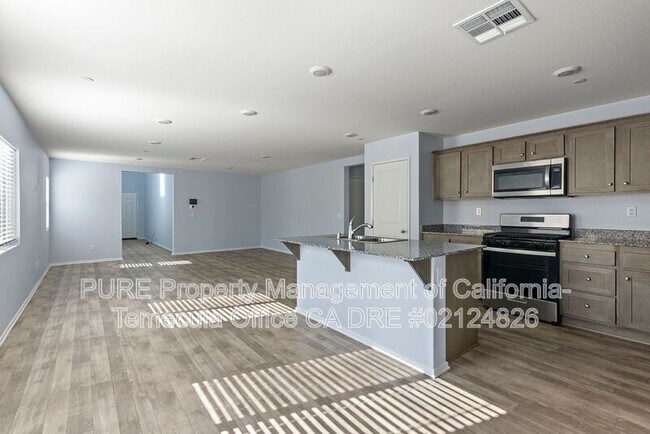 30824 Acappella Dr Winchester, CA 92596 photo 5