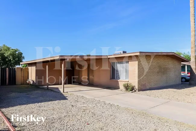 3341 W Desert Cove Ave Phoenix, AZ 85029 photo 2