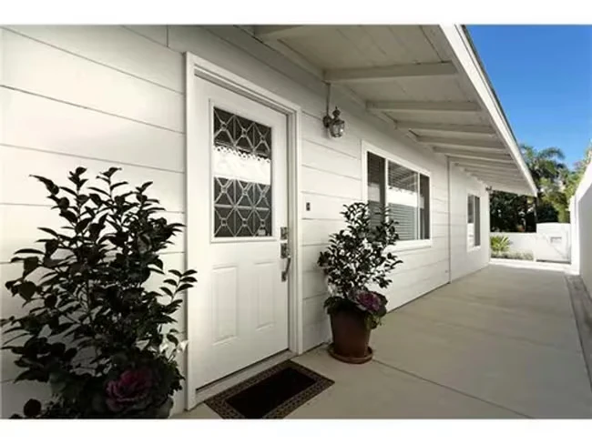 1249 Torrey Pines Rd San Diego, CA 92037 photo 2