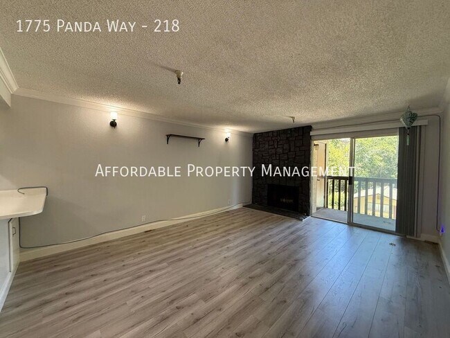 1775 Panda Way Hayward, CA 94541 photo 2