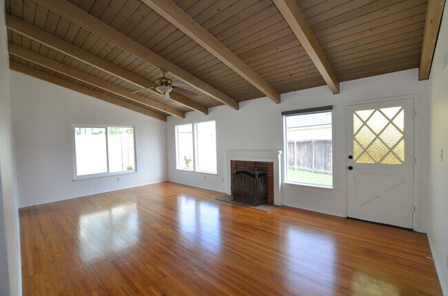 151 Acacia Way Coronado, CA 92118 photo 3
