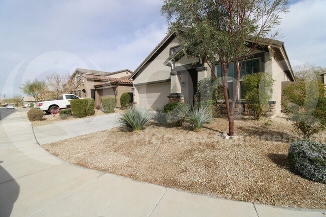 17722 W Granite View Dr Goodyear, AZ 85338 photo 2