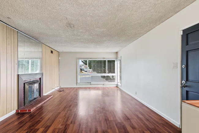95 Northridge Dr Daly City, CA 94015 photo 4