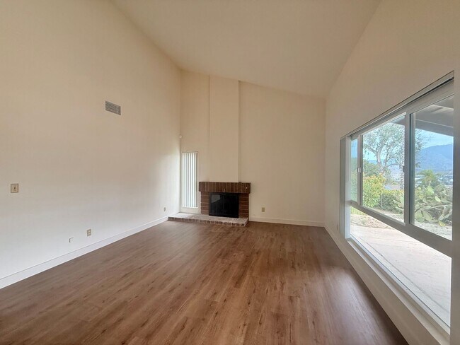 10019 Canyonview Ct Spring Valley, CA 91977 photo 5