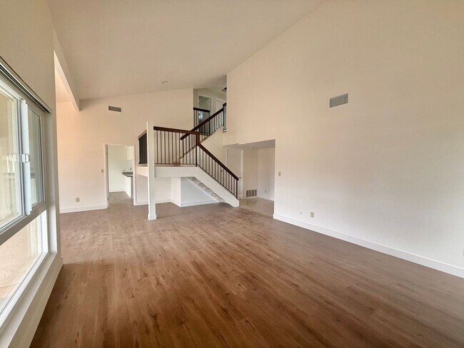 10019 Canyonview Ct Spring Valley, CA 91977 photo 3