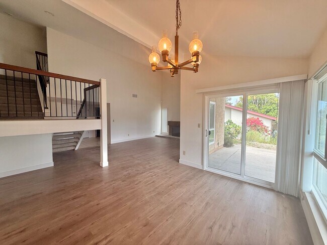 10019 Canyonview Ct Spring Valley, CA 91977 photo 2