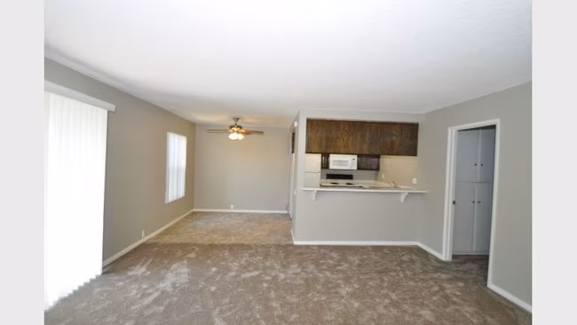 Country Club Village Apartments photo 3