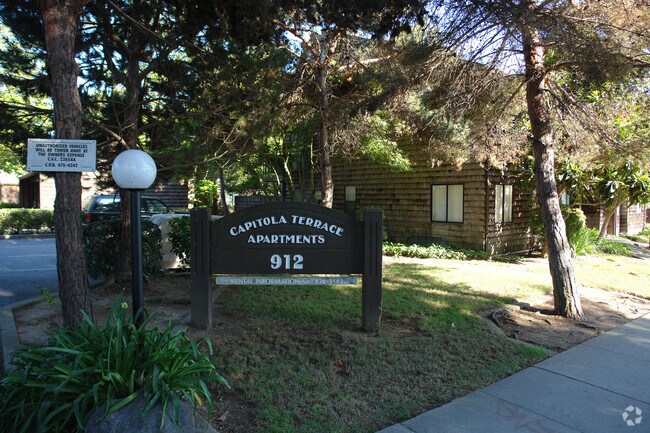 Capitola Terrace Apartments photo 2