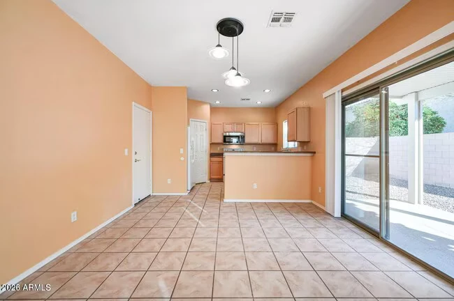 2621 E Waterview Ct Chandler, AZ 85249 photo 5