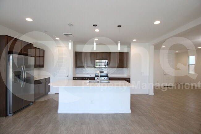 31860 N 125th Ln Peoria, AZ 85383 photo 3