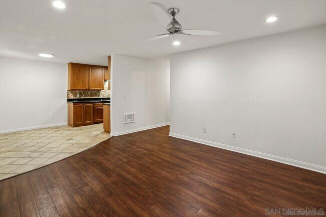 9860 Dale Ave Spring Valley, CA 91977 photo 3
