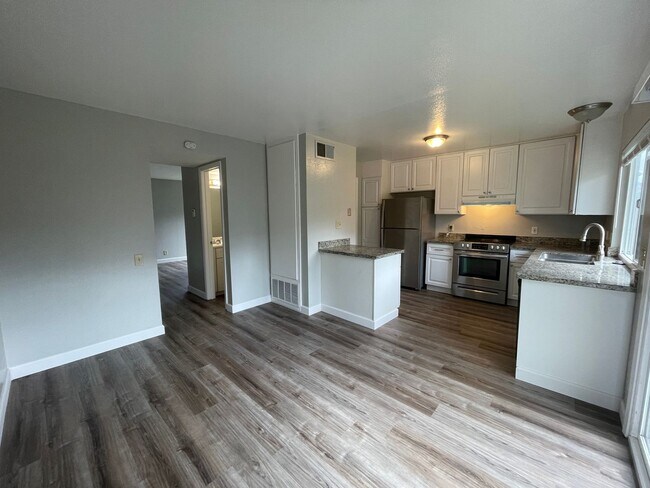 2257 Warfield Way San Jose, CA 95122 photo 4