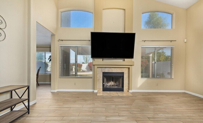 6916 W Tina Ln Glendale, AZ 85310 photo 4