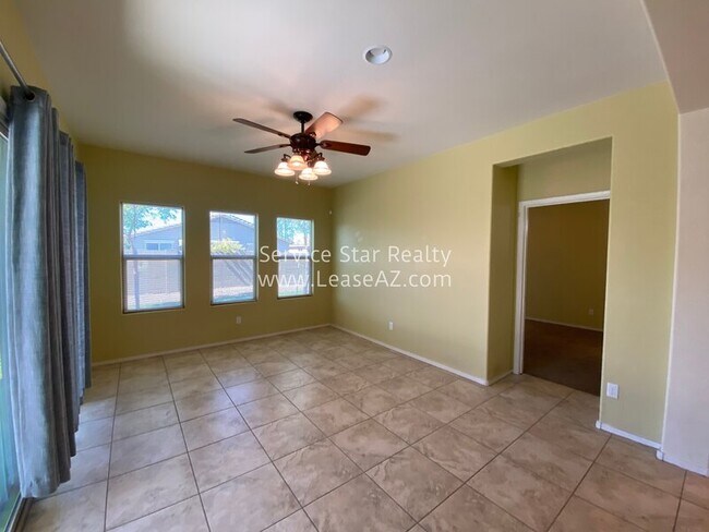 17763 W Hadley St Goodyear, AZ 85338 photo 2