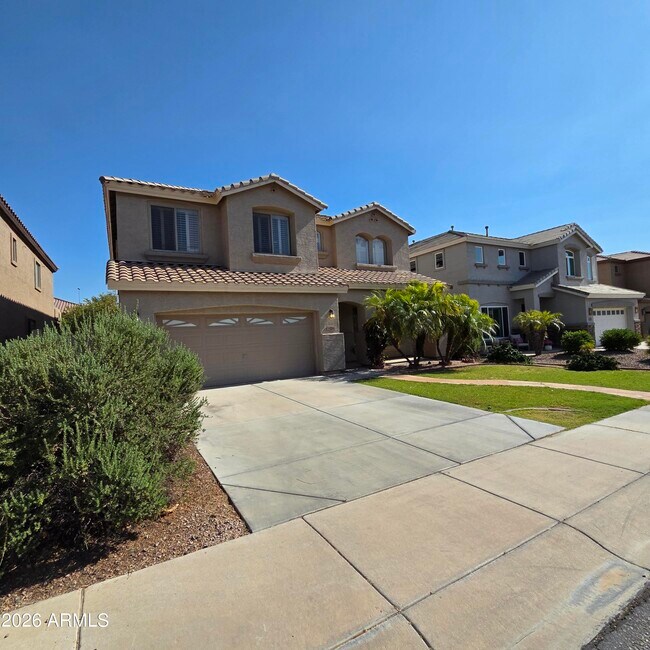 2709 W Redwood Ln Phoenix, AZ 85045 photo 3
