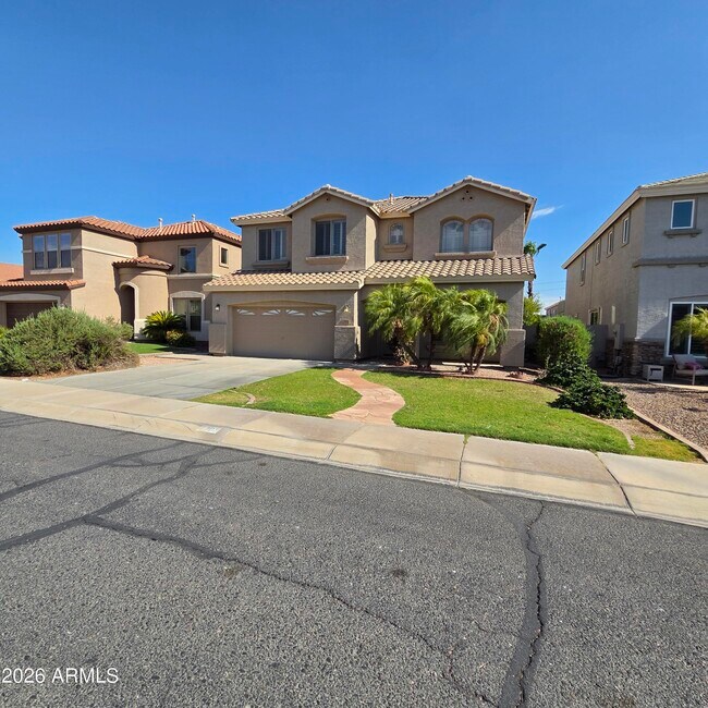 2709 W Redwood Ln Phoenix, AZ 85045 photo 4