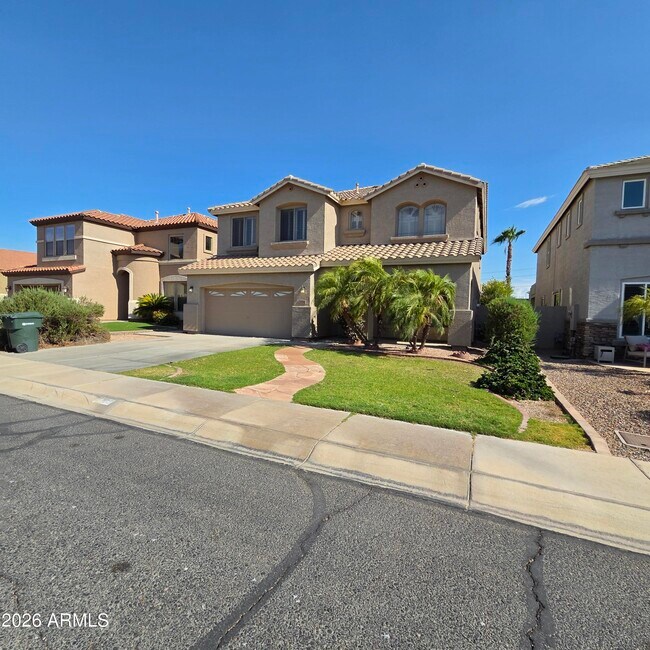 2709 W Redwood Ln Phoenix, AZ 85045 photo 2