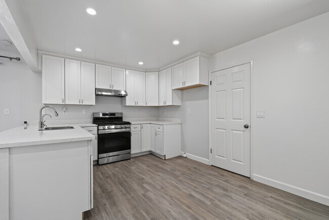 5607 Goldfield Dr San Jose, CA 95123 photo 4