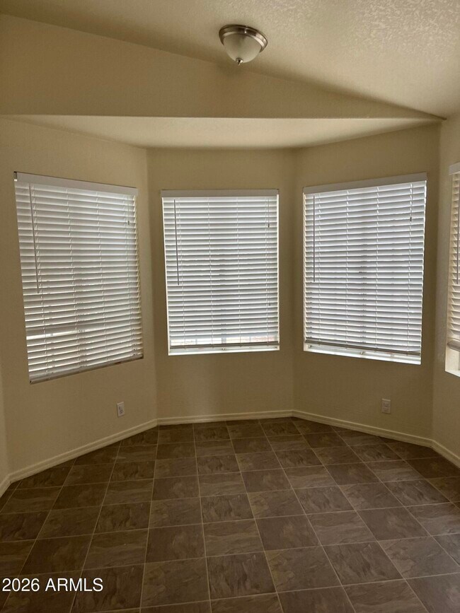 2599 W Orchid Ln Chandler, AZ 85224 photo 4