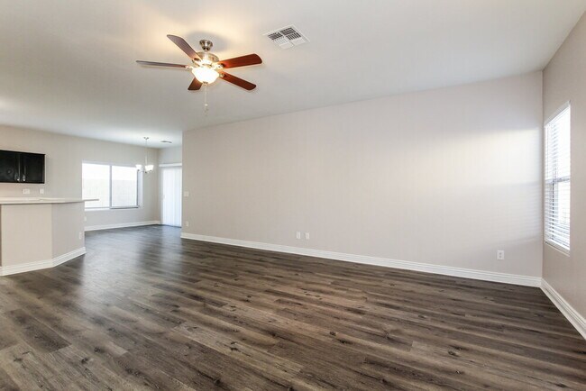 14576 W Gelding Dr Surprise, AZ 85379 photo 3