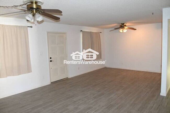 2926 W Northview Ave Phoenix, AZ 85051 photo 2