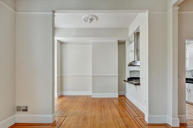 656 Hayes St San Francisco, CA 94102 photo 5
