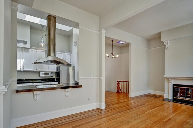 656 Hayes St San Francisco, CA 94102 photo 3