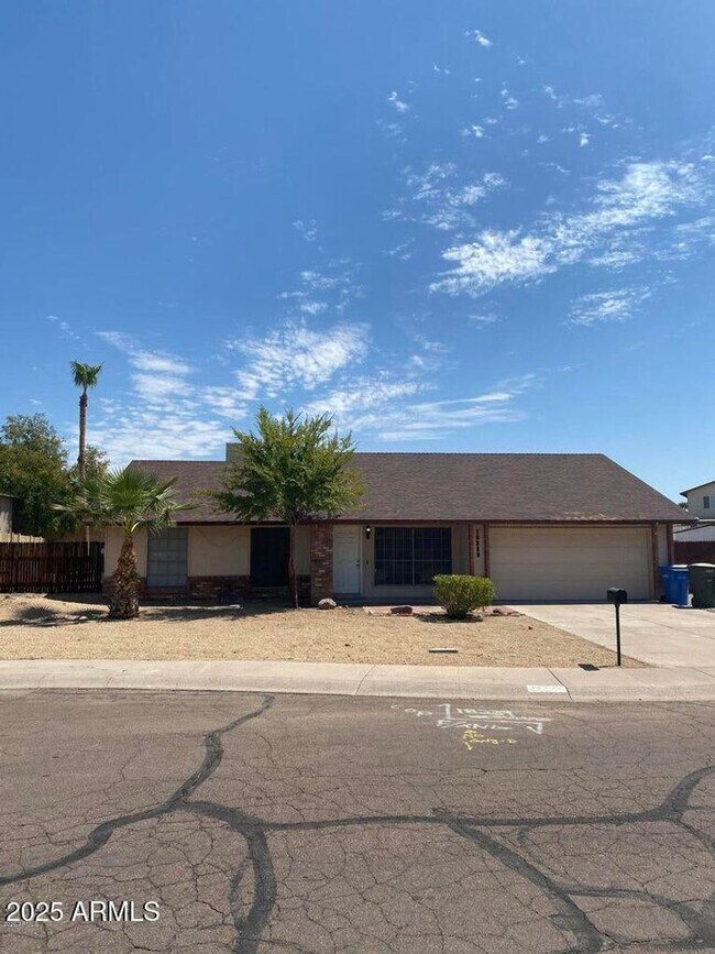 18239 N 38th Dr Glendale, AZ 85308