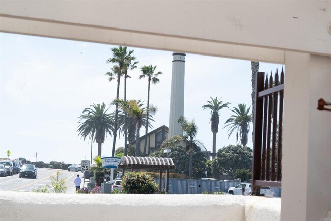 1733 Coast Blvd Del Mar, CA 92014 photo 3