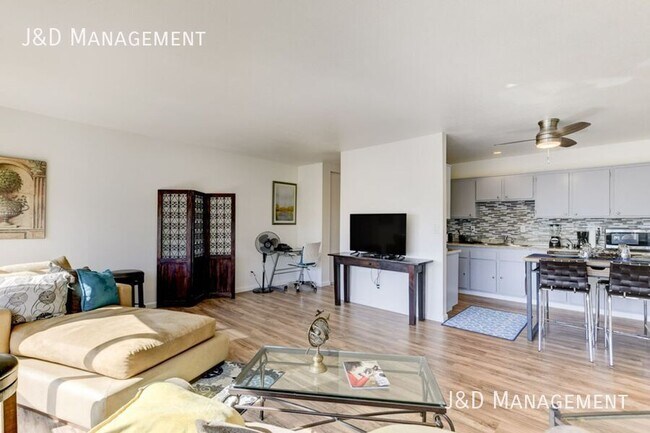 1752 Linwood St San Diego, CA 92110 photo 5