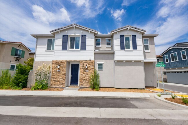 2615 Babaco St Spring Valley, CA 91977 photo 2