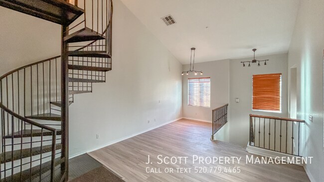 746 N Laguna Dr Gilbert, AZ 85233 photo 5