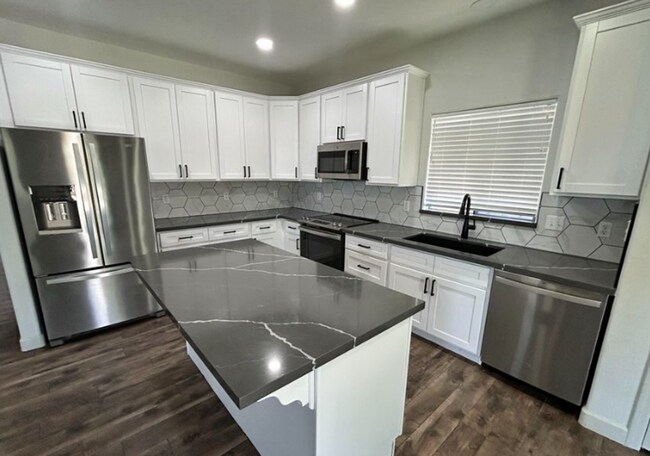 35771 W Costa Blanca Dr Maricopa, AZ 85138 photo 5