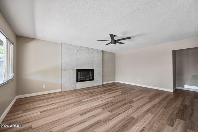5930 S Juniper St Tempe, AZ 85283 photo 4