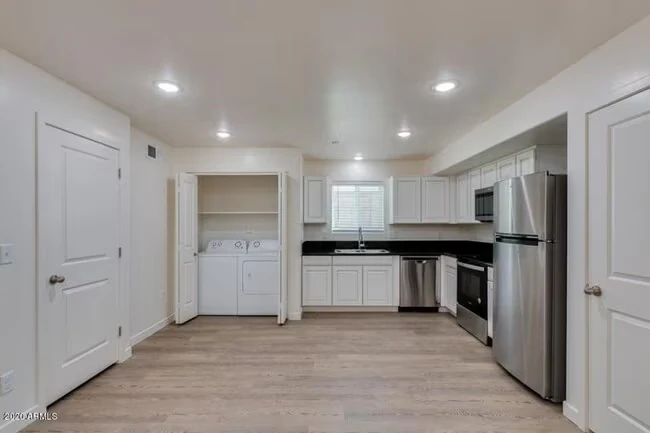 505 E 9th Ave Apache Junction, AZ 85119 photo 5