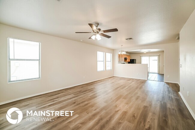 2420 W Roeser Rd Phoenix, AZ 85041 photo 3
