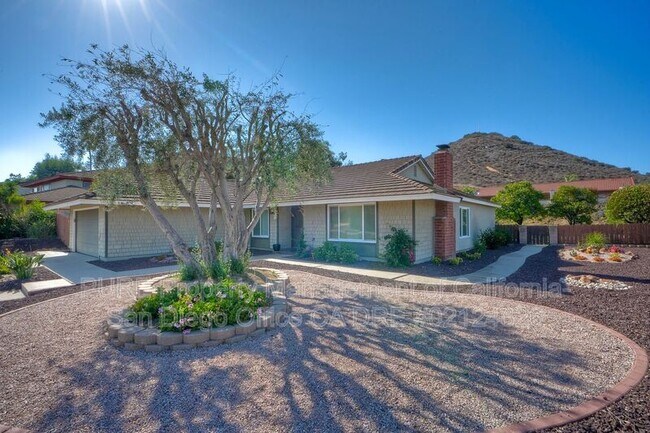 12386 Fernando Dr San Diego, CA 92128 photo 2