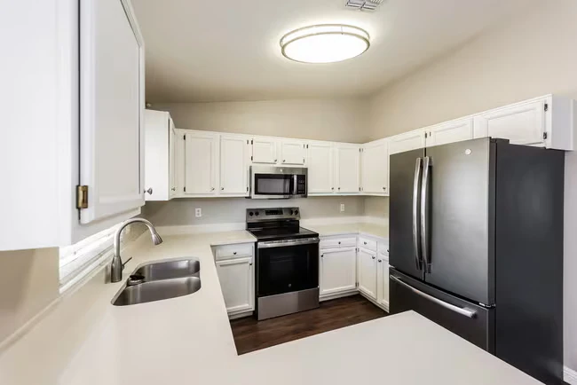 6634 W Pima St Phoenix, AZ 85043 photo 5